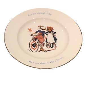 Holly Hobbie 1970’s Freedom Series Bicentennial Large Collectors Plate